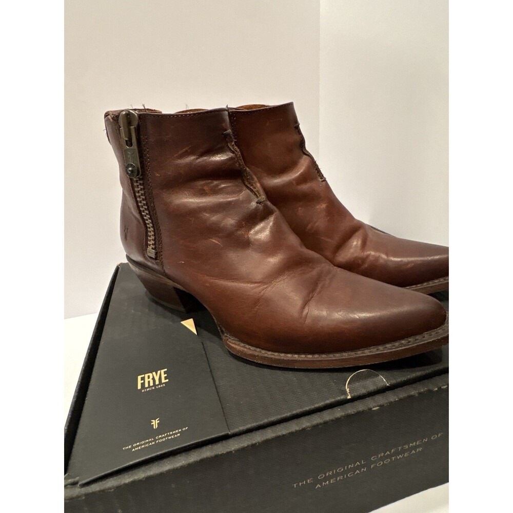 Frye Sacha Zip Leather Moto Ankle Boots Brown Western Pointed Shootie 7 Box